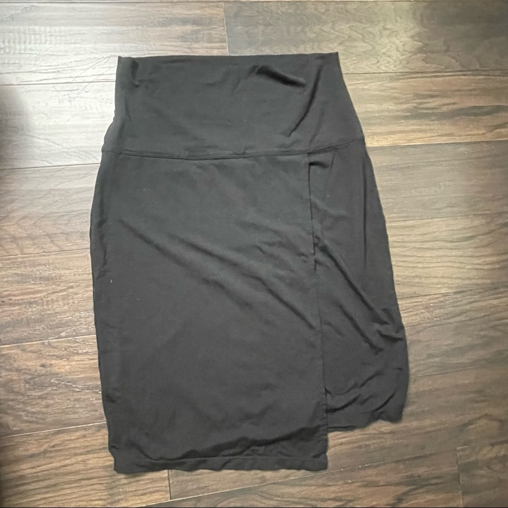 ATHLETA skirt size medium black